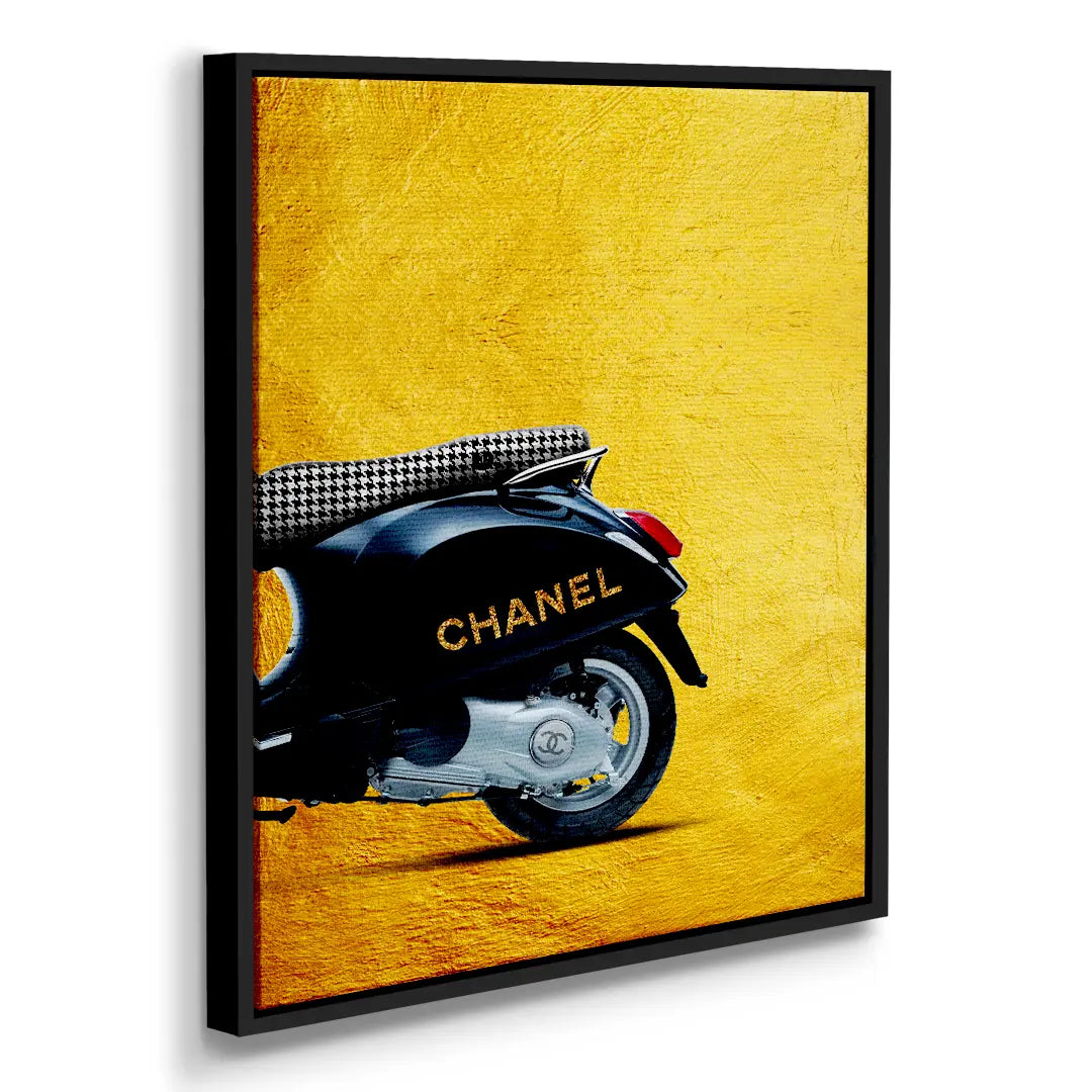 Vespa Chanel Back | Image
